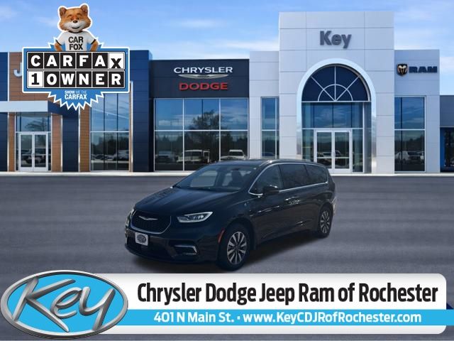 2024 Chrysler Pacifica Plug-In Hybrid Van Passenger Van 