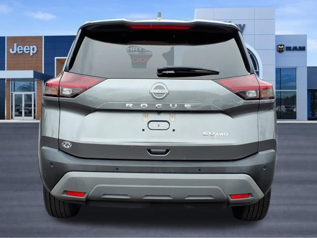 Used 2022 Nissan Rogue SV SUV