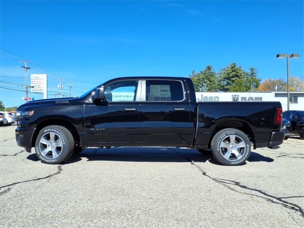 New 2026 Ram 1500 Express Pickup