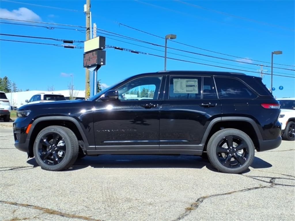 New 2025 Jeep Grand Cherokee Altitude X Sport Utility