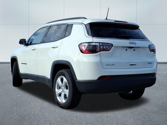 2021 Jeep Compass Latitude photo 3
