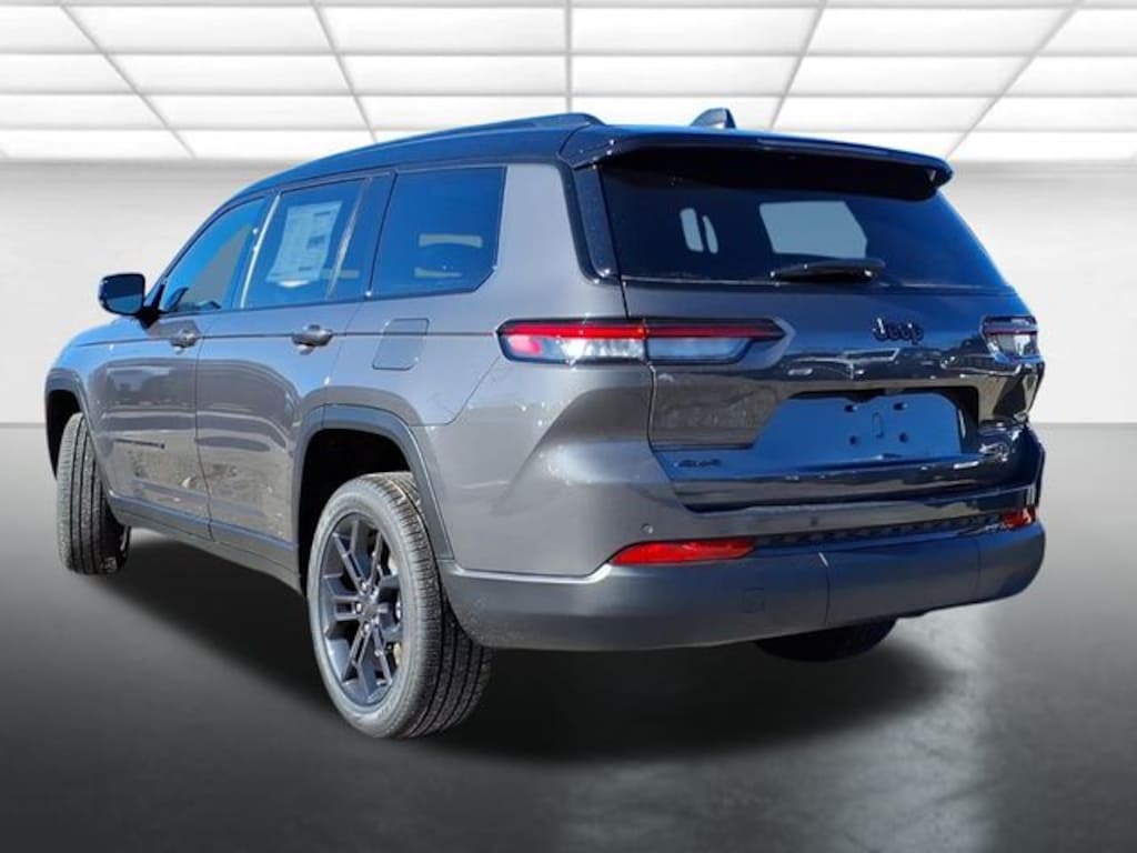 New 2025 Jeep Grand Cherokee Limited Sport Utility