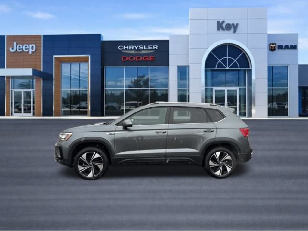 Used 2024 Volkswagen Taos 1.5T SE SUV