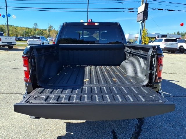2026 RAM 1500 Express - Photo 8