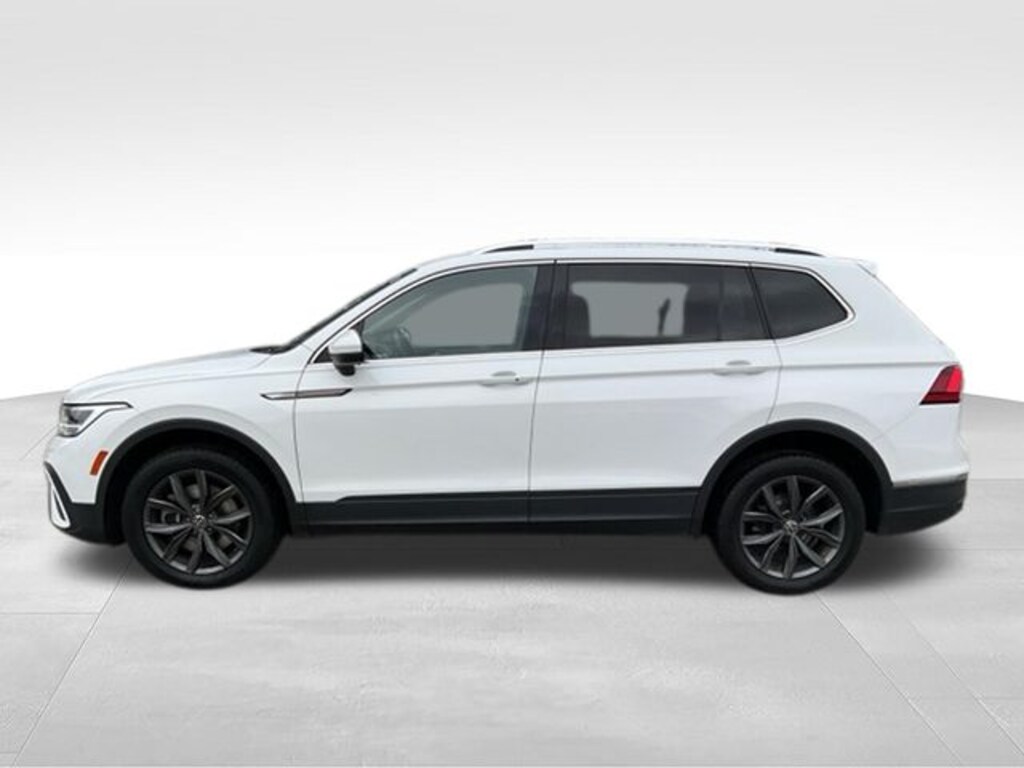 Used 2022 Volkswagen Tiguan 2.0T SE SUV