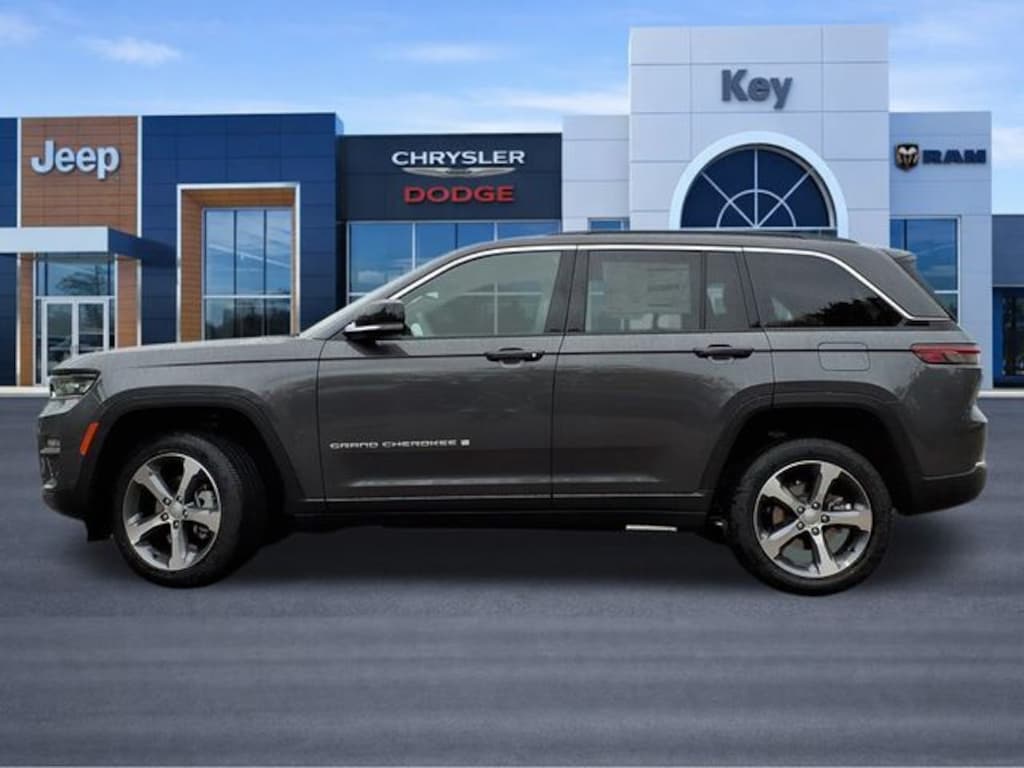 New 2025 Jeep Grand Cherokee Limited Sport Utility