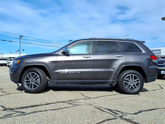 2020 Jeep Grand Cherokee Limited photo 2