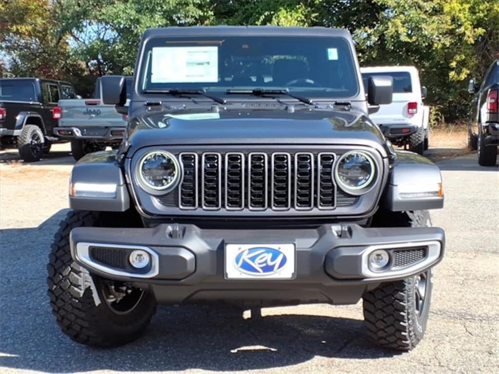 New 2025 Jeep Gladiator High Tide Pickup