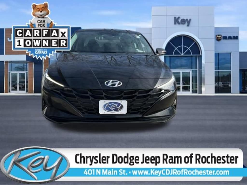 Used 2023 Hyundai Elantra HEV Blue Sedan