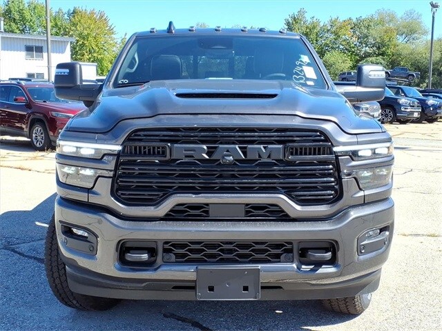 2025 Ram 2500 Laramie photo 2