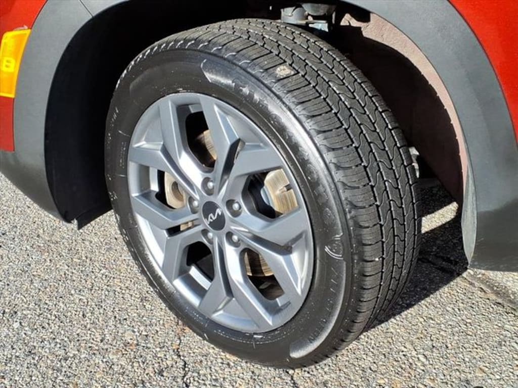 Used 2024 Kia Seltos S SUV