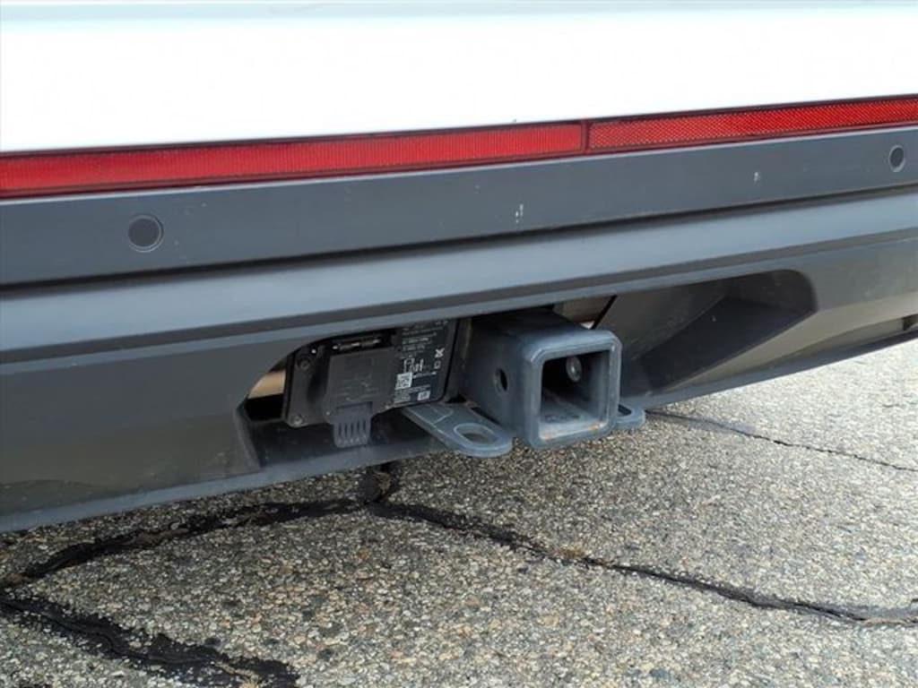 Used 2024 Volkswagen Atlas 2.0T SE w/Technology SUV