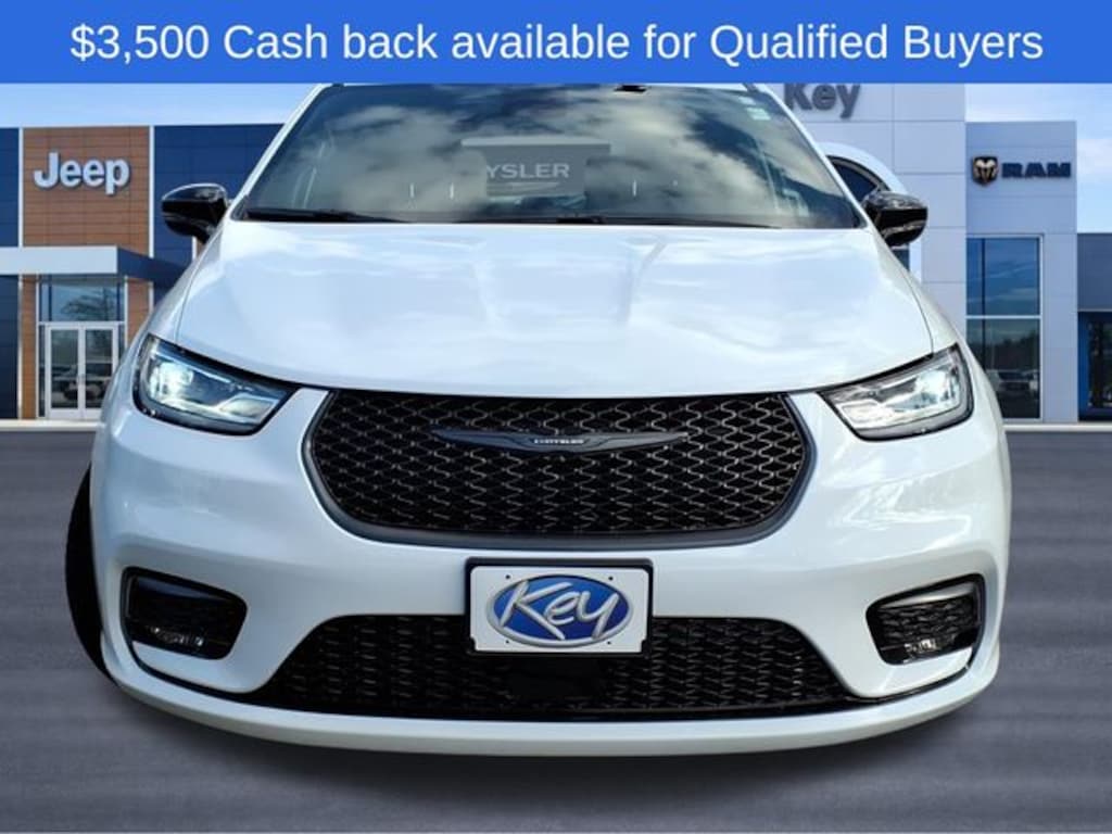 New 2026 Chrysler Pacifica Select Passenger Van