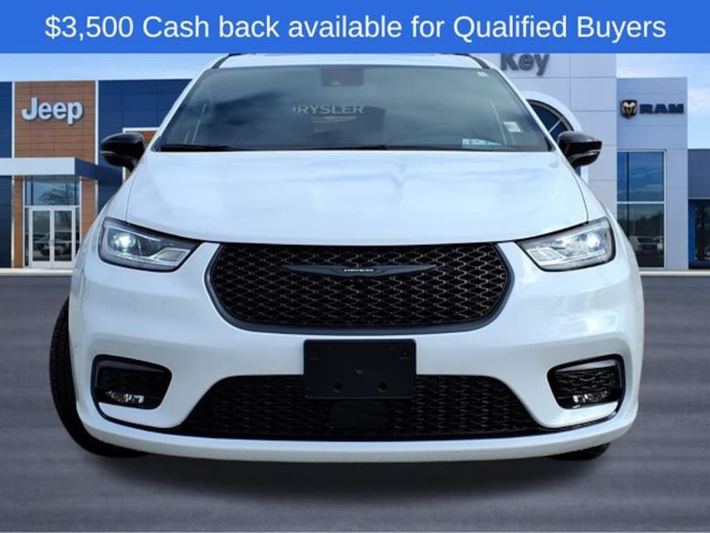 New 2026 Chrysler Pacifica Limited Passenger Van