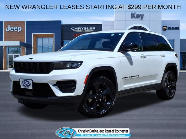 2023 Jeep Grand Cherokee Altitude 4x4's photo