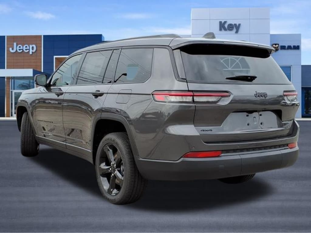 New 2025 Jeep Grand Cherokee Altitude X Sport Utility