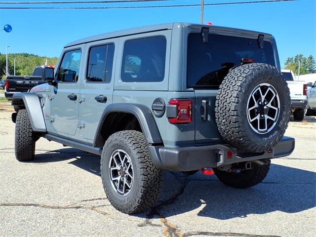 2025 Jeep Wrangler Rubicon photo 4