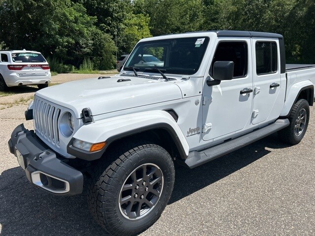 2020 Jeep Gladiator Overland photo 3