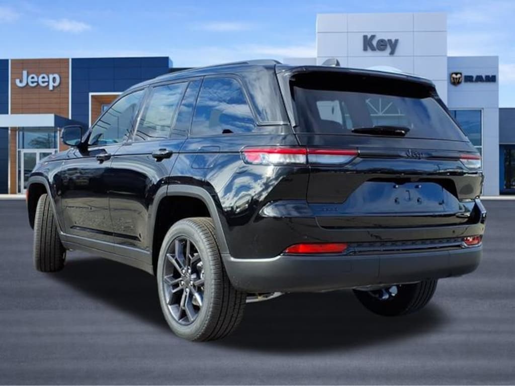 New 2025 Jeep Grand Cherokee Limited Sport Utility