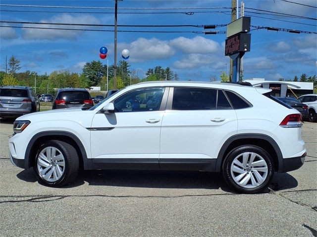 Used 2020 Volkswagen Atlas Cross Sport SE w/Tech with VIN 1V21C2CA7LC213024 for sale in Rochester, NH