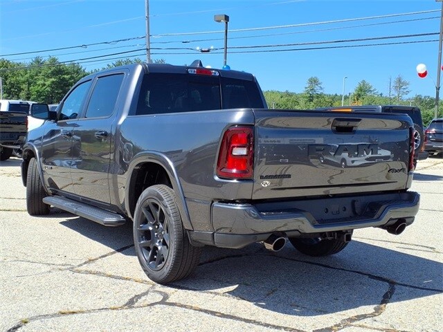 2026 Ram 1500 Laramie photo 3