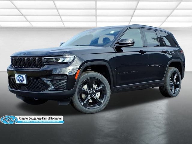 2025 Jeep Grand Cherokee Altitude's photo