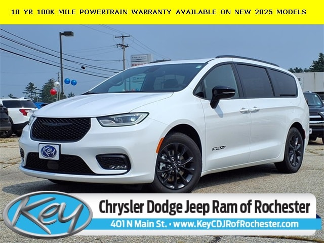 2025 Chrysler Pacifica Passenger Van 