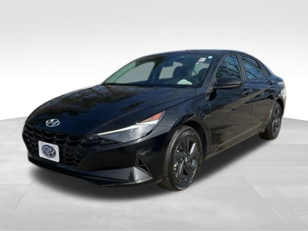 Used 2023 Hyundai Elantra HEV Blue Sedan