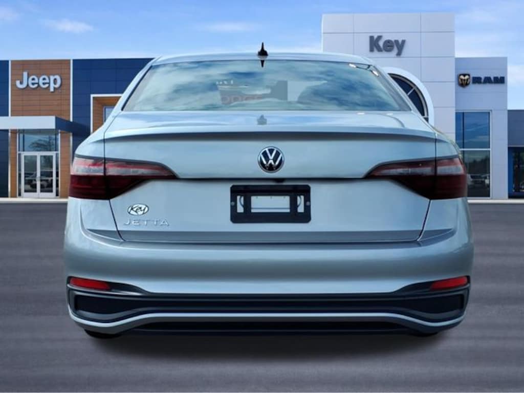 Used 2024 Volkswagen Jetta 1.5T S Sedan