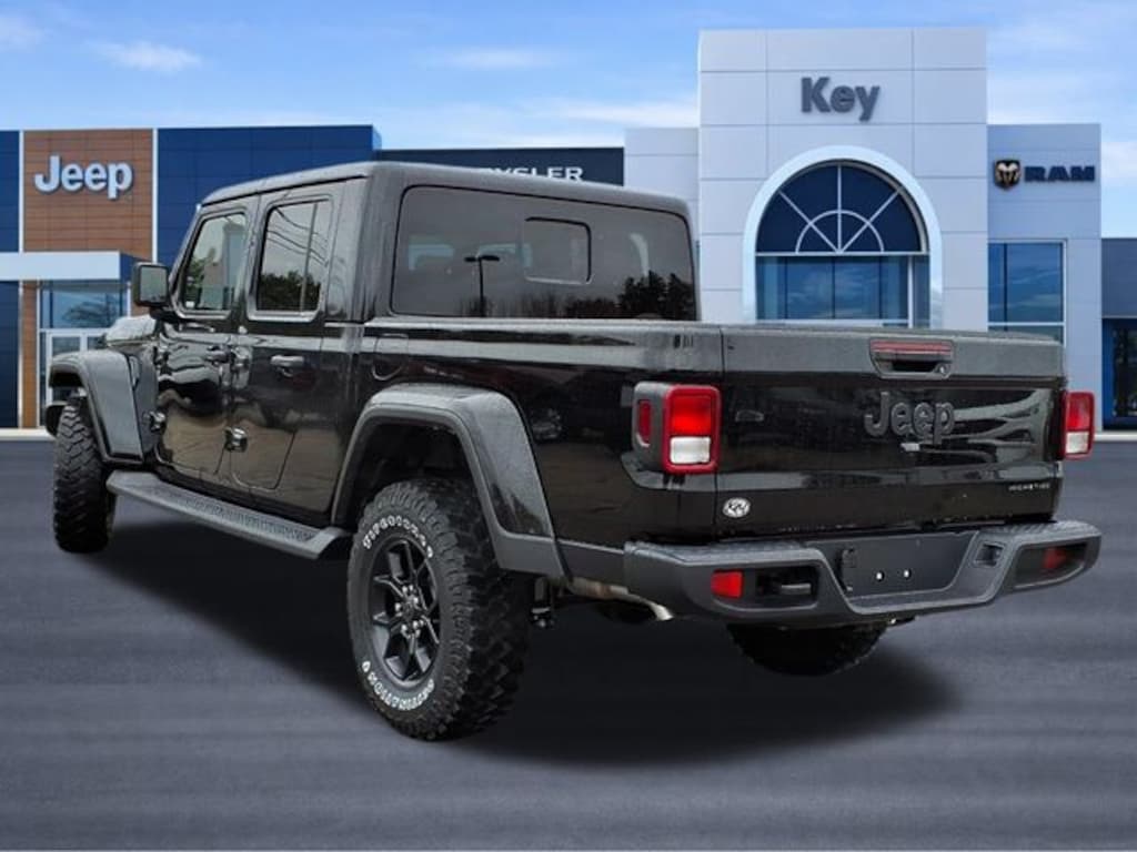New 2025 Jeep Gladiator High Tide Pickup