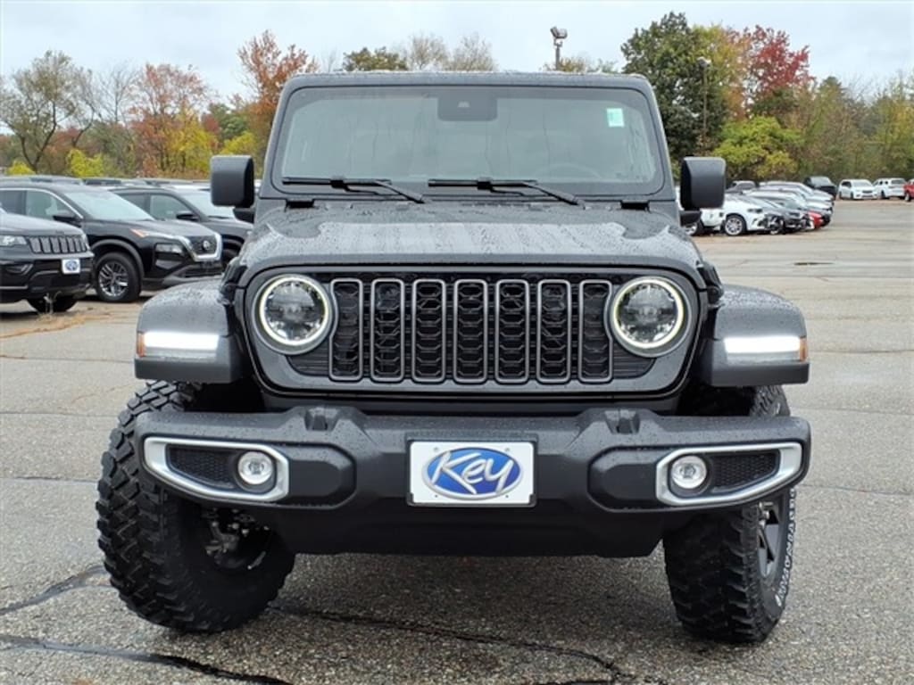 New 2025 Jeep Gladiator High Tide Pickup