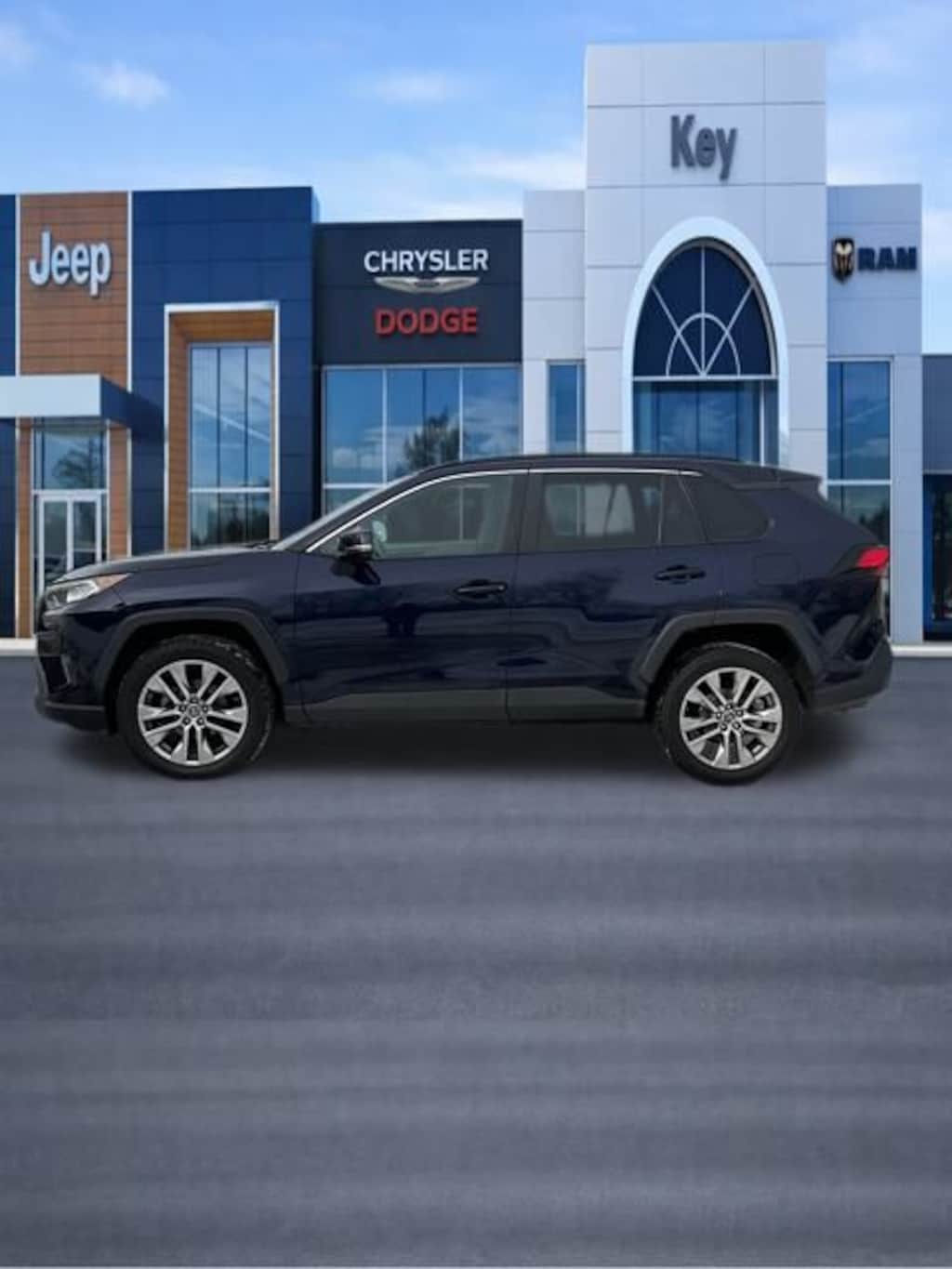 Used 2019 Toyota RAV4 XLE Premium SUV