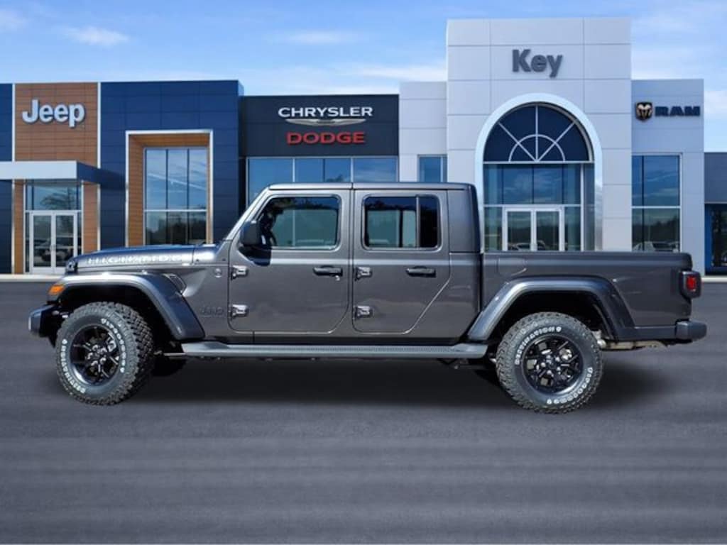New 2025 Jeep Gladiator High Tide Pickup