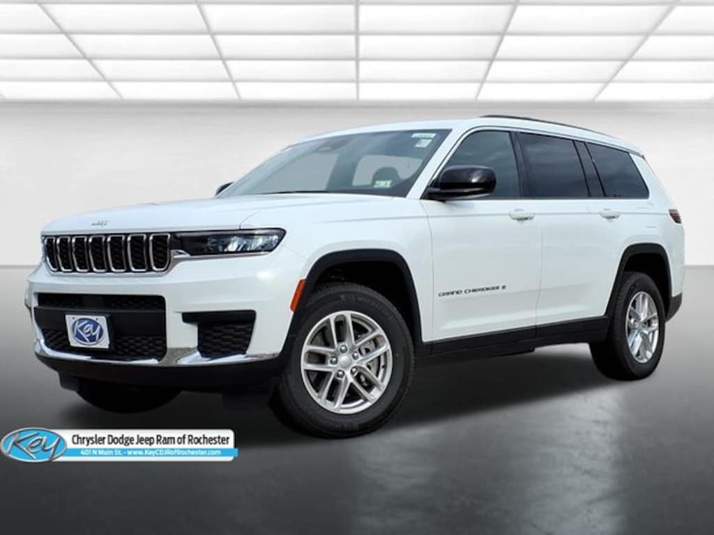 New 2025 Jeep Grand Cherokee Laredo Sport Utility