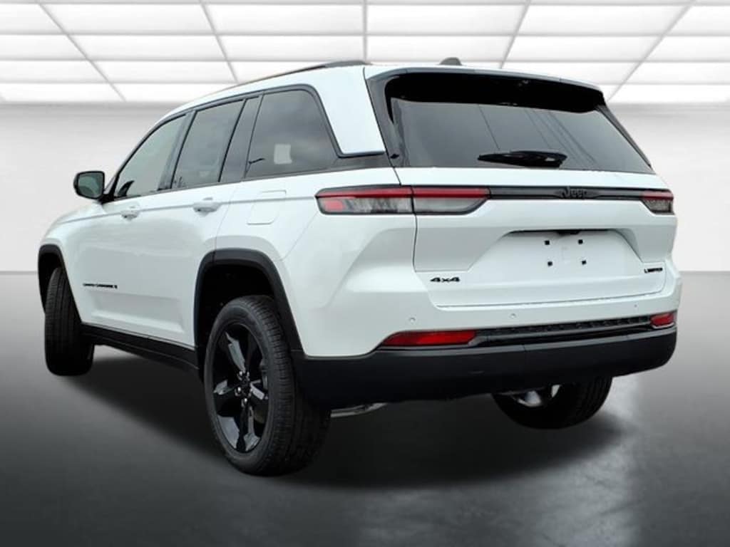 New 2025 Jeep Grand Cherokee Limited Sport Utility