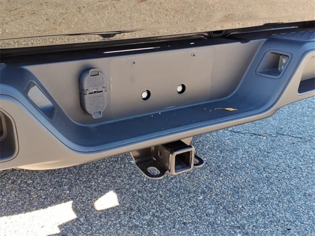 Used 2022 Jeep Gladiator Overland Truck Crew Cab