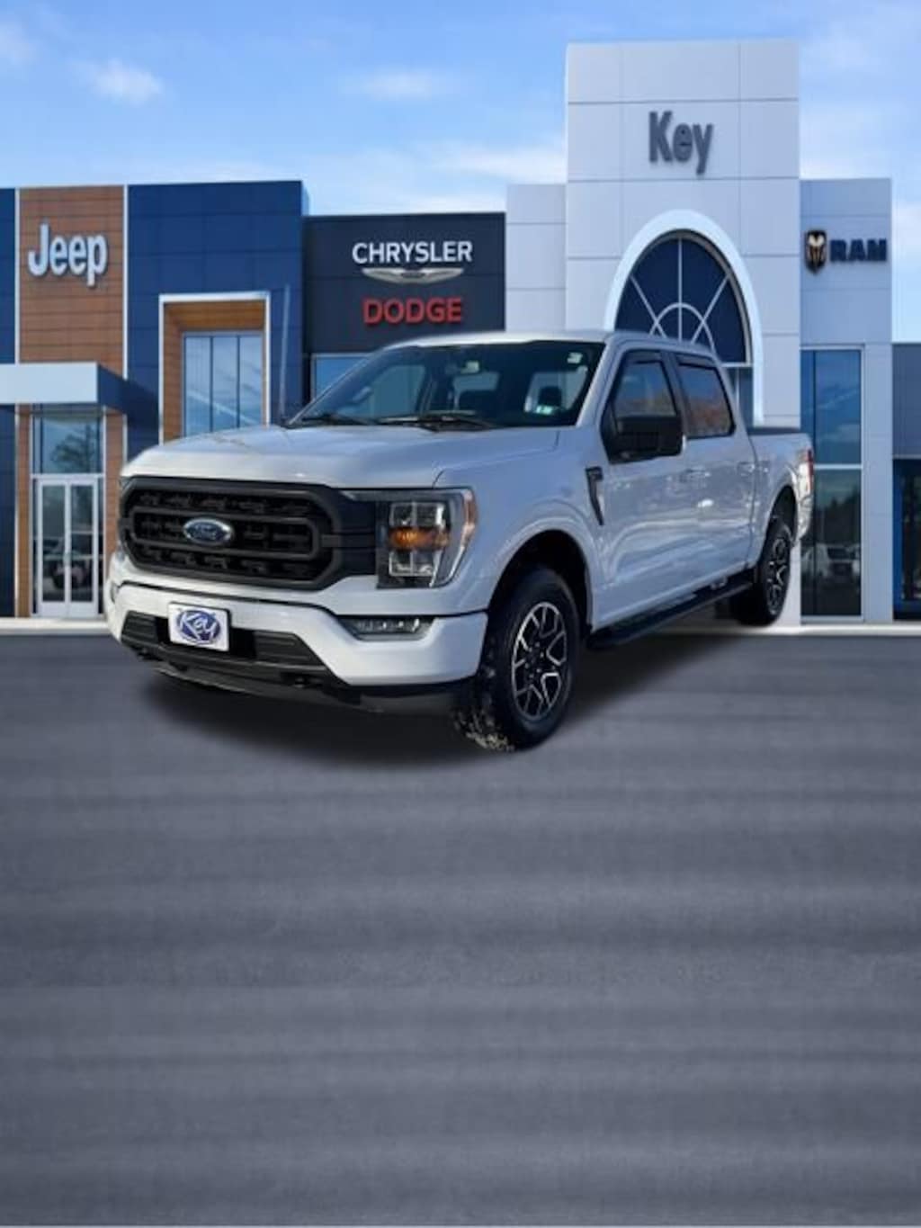 Used 2021 Ford F-150 XLT Truck SuperCrew Cab