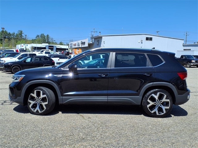 Used 2022 Volkswagen Taos SEL with VIN 3VV2X7B27NM055627 for sale in Rochester, NH