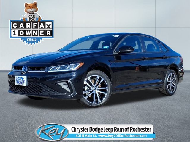 2025 Volkswagen Jetta Sport's photo