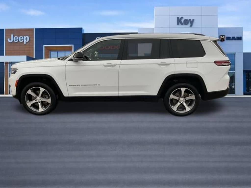 Used 2023 Jeep Grand Cherokee Limited SUV