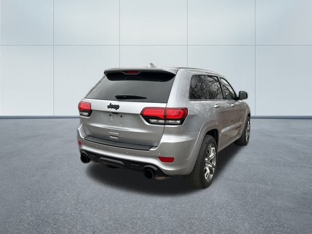 2019 Jeep Grand Cherokee SRT8 photo 3