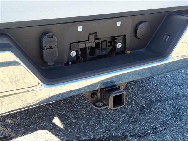 2022 Chevrolet Silverado 1500 LT photo 4