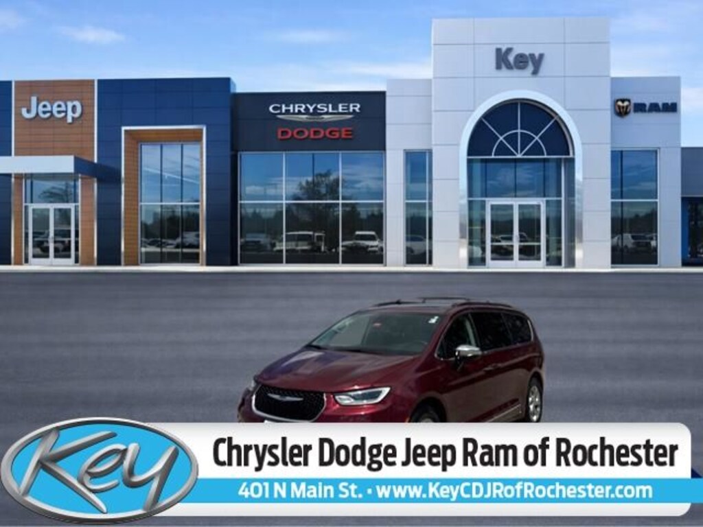 Used 2023 Chrysler Pacifica Limited Van Passenger Van
