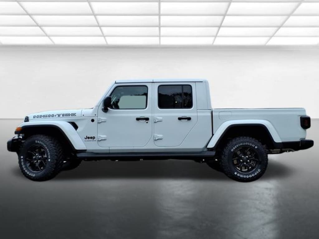 New 2025 Jeep Gladiator High Tide Pickup