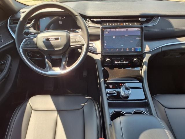 2025 Jeep Grand Cherokee L Limited - Photo 16