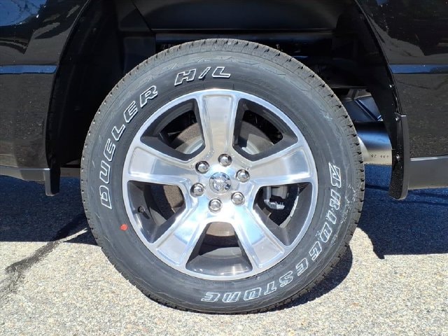 2026 RAM 1500 Express - Photo 10