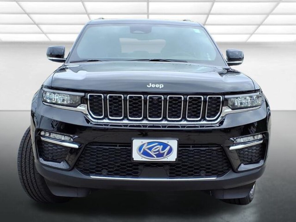 New 2025 Jeep Grand Cherokee Limited Sport Utility