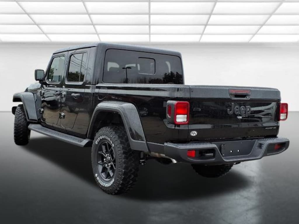 New 2025 Jeep Gladiator High Tide Pickup