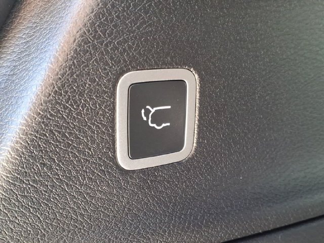 2026 Chrysler Pacifica Select - Photo 15