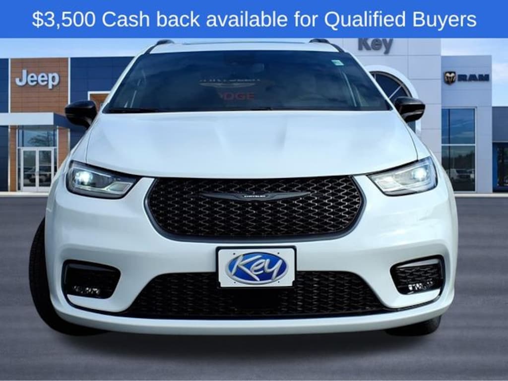 New 2026 Chrysler Pacifica Select Passenger Van